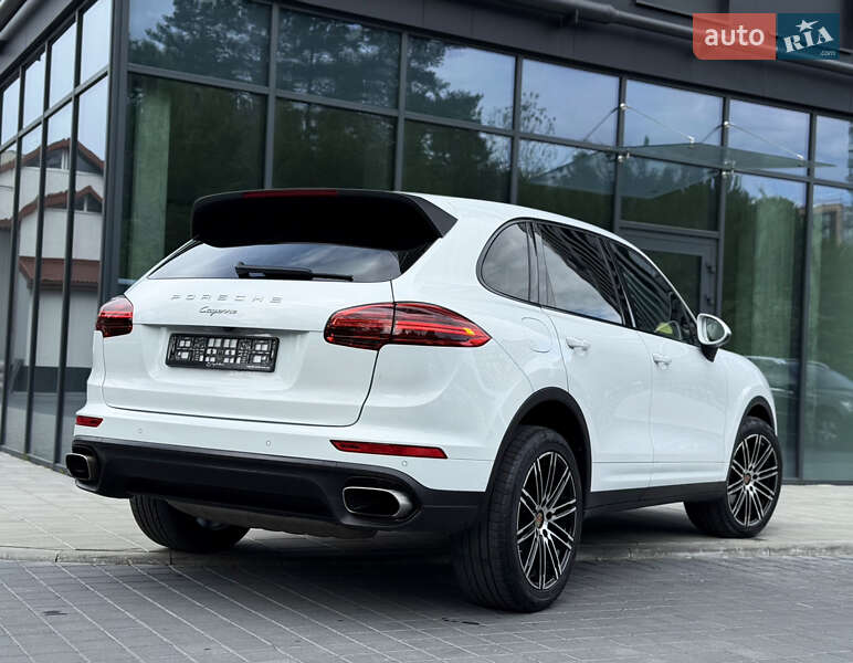 Позашляховик / Кросовер Porsche Cayenne 2015 в Львові фото 15 Позашляховик / Кросовер Porsche Cayenne 2015 в Львові