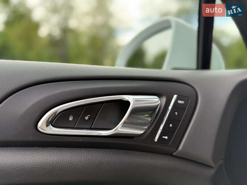 Позашляховик / Кросовер Porsche Cayenne 2015 в Львові фото 26 Позашляховик / Кросовер Porsche Cayenne 2015 в Львові