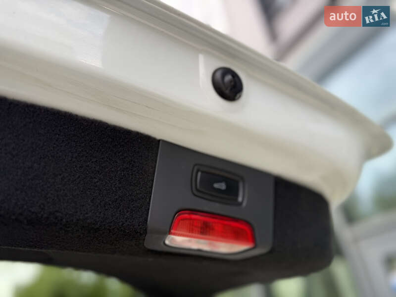 Позашляховик / Кросовер Porsche Cayenne 2015 в Львові фото 51 Позашляховик / Кросовер Porsche Cayenne 2015 в Львові