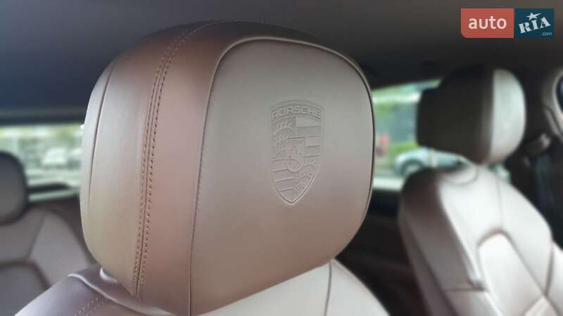 Внедорожник / Кроссовер Porsche Cayenne 2019 в Киеве