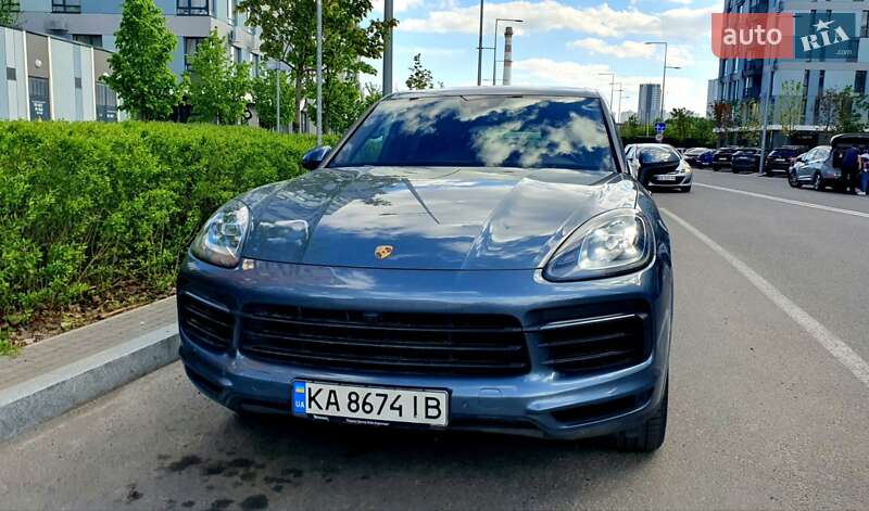 Внедорожник / Кроссовер Porsche Cayenne 2019 в Киеве