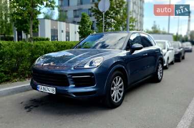 Внедорожник / Кроссовер Porsche Cayenne 2019 в Киеве