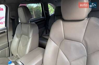 Внедорожник / Кроссовер Porsche Cayenne 2010 в 