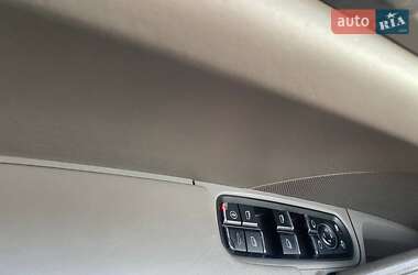 Внедорожник / Кроссовер Porsche Cayenne 2010 в 