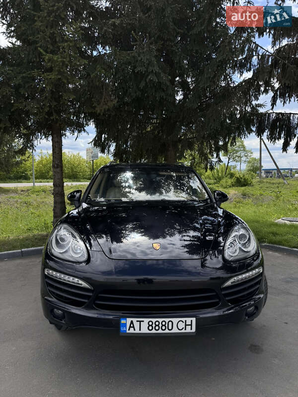 Позашляховик / Кросовер Porsche Cayenne 2010 в Коломиї