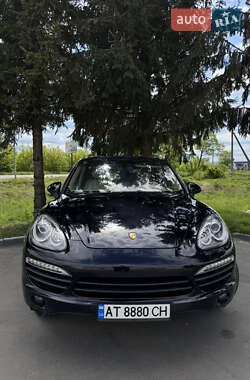 Внедорожник / Кроссовер Porsche Cayenne 2010 в 