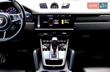 Позашляховик / Кросовер Porsche Cayenne 2020 в 