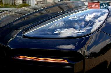 Позашляховик / Кросовер Porsche Cayenne 2020 в 