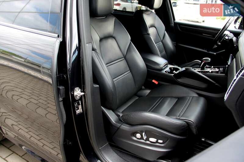 Внедорожник / Кроссовер Porsche Cayenne 2020 в Хмельницком фото 153 Внедорожник / Кроссовер Porsche Cayenne 2020 в Хмельницком