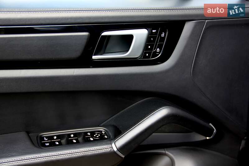 Внедорожник / Кроссовер Porsche Cayenne 2020 в Хмельницком фото 20 Внедорожник / Кроссовер Porsche Cayenne 2020 в Хмельницком