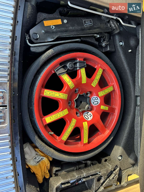 Внедорожник / Кроссовер Porsche Cayenne 2012 в Павлограде