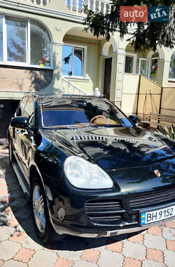 Внедорожник / Кроссовер Porsche Cayenne 2006 в 