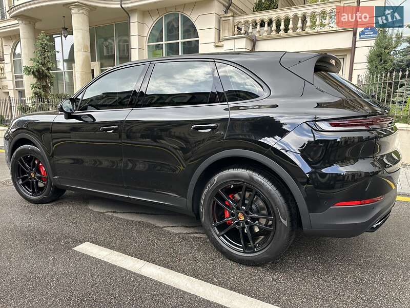 Внедорожник / Кроссовер Porsche Cayenne 2025 в Киеве фото 16 Внедорожник / Кроссовер Porsche Cayenne 2025 в Киеве