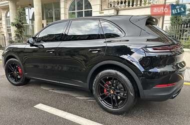Внедорожник / Кроссовер Porsche Cayenne 2025 в 