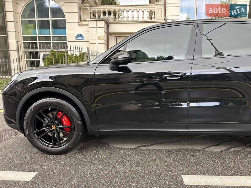 Внедорожник / Кроссовер Porsche Cayenne 2025 в Киеве фото 35 Внедорожник / Кроссовер Porsche Cayenne 2025 в Киеве