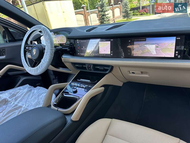 Внедорожник / Кроссовер Porsche Cayenne 2025 в Киеве фото 108 Внедорожник / Кроссовер Porsche Cayenne 2025 в Киеве