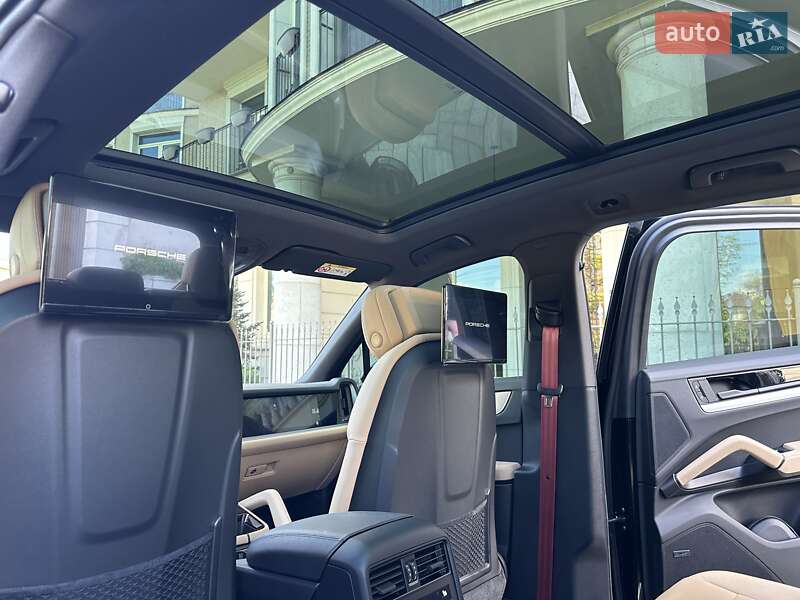 Внедорожник / Кроссовер Porsche Cayenne 2025 в Киеве фото 127 Внедорожник / Кроссовер Porsche Cayenne 2025 в Киеве