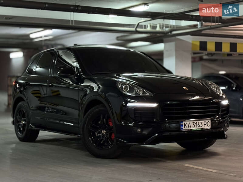 Позашляховик / Кросовер Porsche Cayenne 2016 в Дніпрі