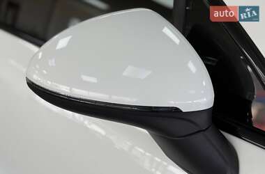 Внедорожник / Кроссовер Porsche Cayenne 2015 в 