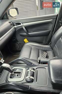 Внедорожник / Кроссовер Porsche Cayenne 2010 в 