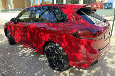 Внедорожник / Кроссовер Porsche Cayenne 2013 в 