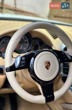 Внедорожник / Кроссовер Porsche Cayenne 2013 в 