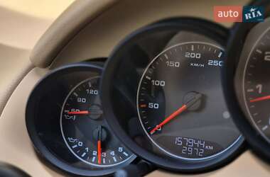 Внедорожник / Кроссовер Porsche Cayenne 2013 в 