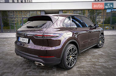 Внедорожник / Кроссовер Porsche Cayenne 2019 в 