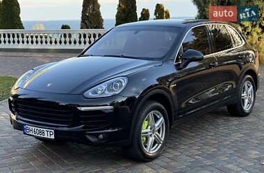Позашляховик / Кросовер Porsche Cayenne 2015 в Одесі