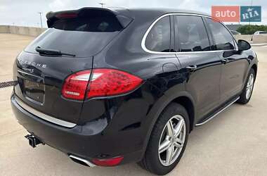 Внедорожник / Кроссовер Porsche Cayenne 2013 в 