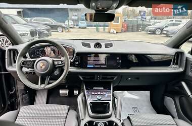 Внедорожник / Кроссовер Porsche Cayenne 2024 в 