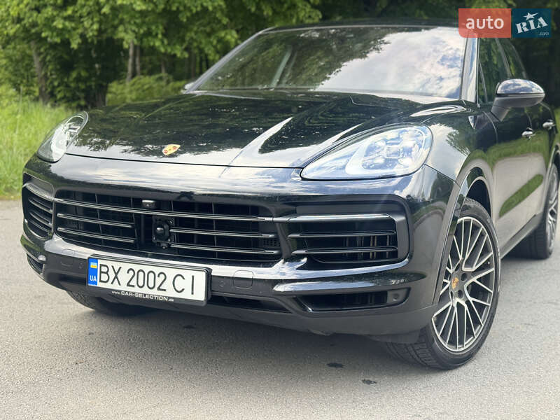Внедорожник / Кроссовер Porsche Cayenne 2019 в Красилове