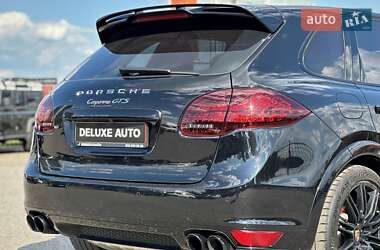 Внедорожник / Кроссовер Porsche Cayenne 2014 в 