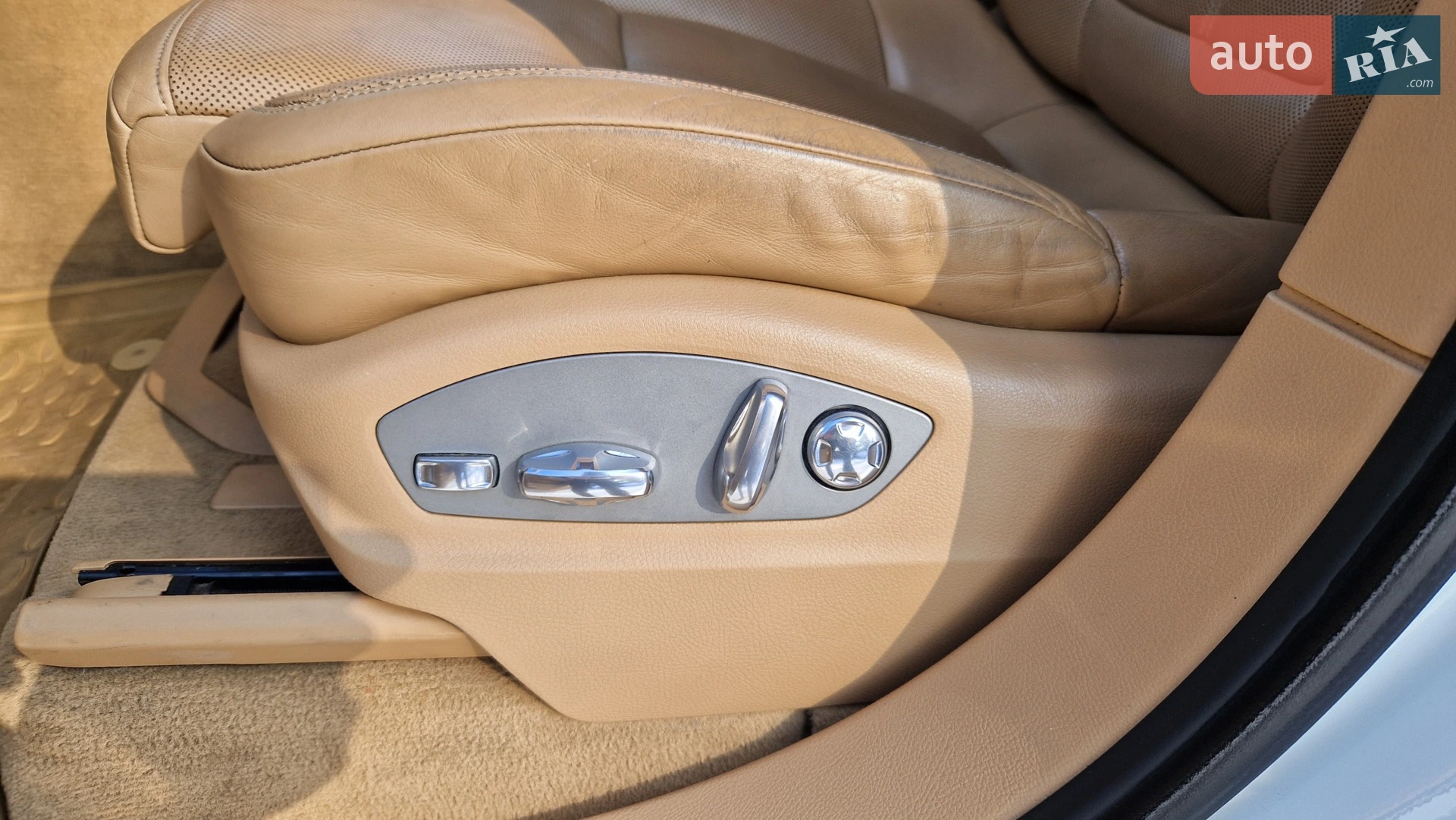 2013 Porsche Cayenne - мініатюра 16