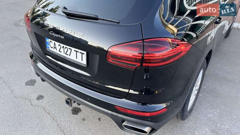Внедорожник / Кроссовер Porsche Cayenne 2017 в Черкассах