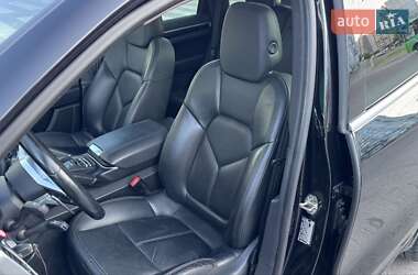 Внедорожник / Кроссовер Porsche Cayenne 2017 в 