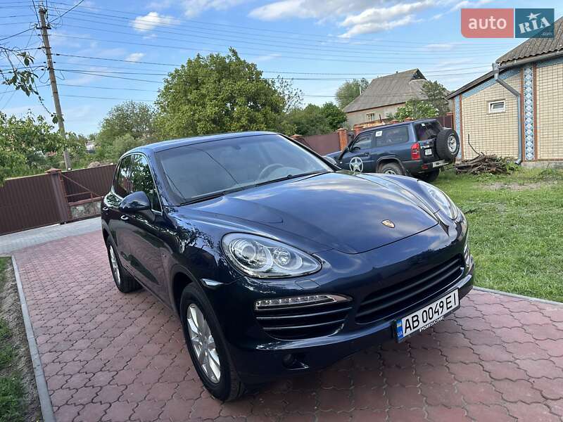 Porsche Cayenne 2011