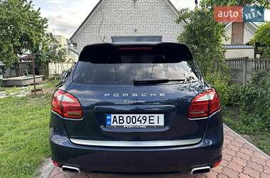Внедорожник / Кроссовер Porsche Cayenne 2011 в 