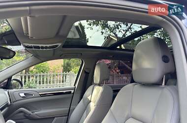 Внедорожник / Кроссовер Porsche Cayenne 2011 в 