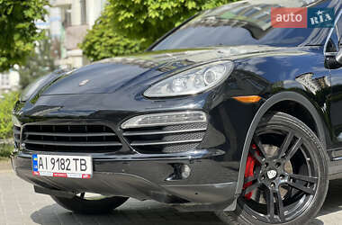 Позашляховик / Кросовер Porsche Cayenne 2010 в 