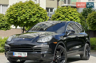 Позашляховик / Кросовер Porsche Cayenne 2010 в 