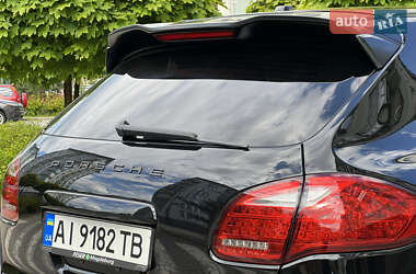 Позашляховик / Кросовер Porsche Cayenne 2010 в 