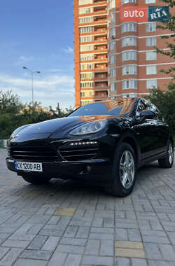 Внедорожник / Кроссовер Porsche Cayenne 2012 в Харькове
