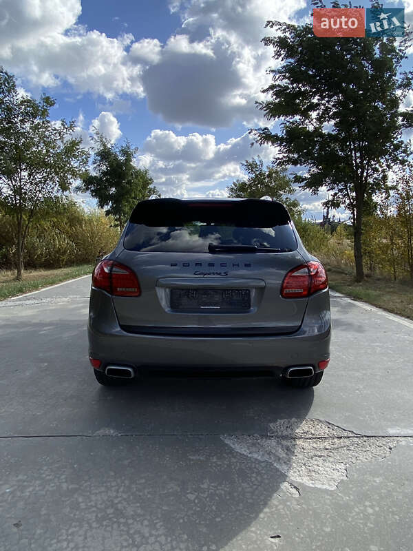 Позашляховик / Кросовер Porsche Cayenne 2010 в Києві фото 8 Позашляховик / Кросовер Porsche Cayenne 2010 в Києві