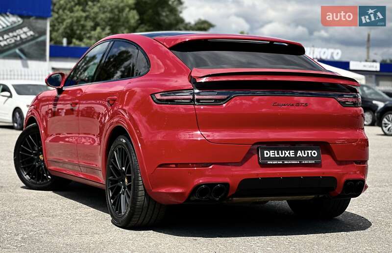 Позашляховик / Кросовер Porsche Cayenne 2021 в Києві