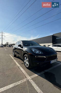Позашляховик / Кросовер Porsche Cayenne 2012 в 