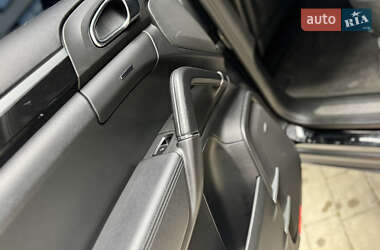 Внедорожник / Кроссовер Porsche Cayenne 2011 в 