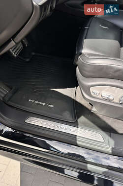 Внедорожник / Кроссовер Porsche Cayenne 2013 в 
