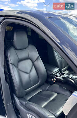 Внедорожник / Кроссовер Porsche Cayenne 2013 в 