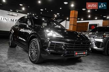 Позашляховик / Кросовер Porsche Cayenne 2020 в 